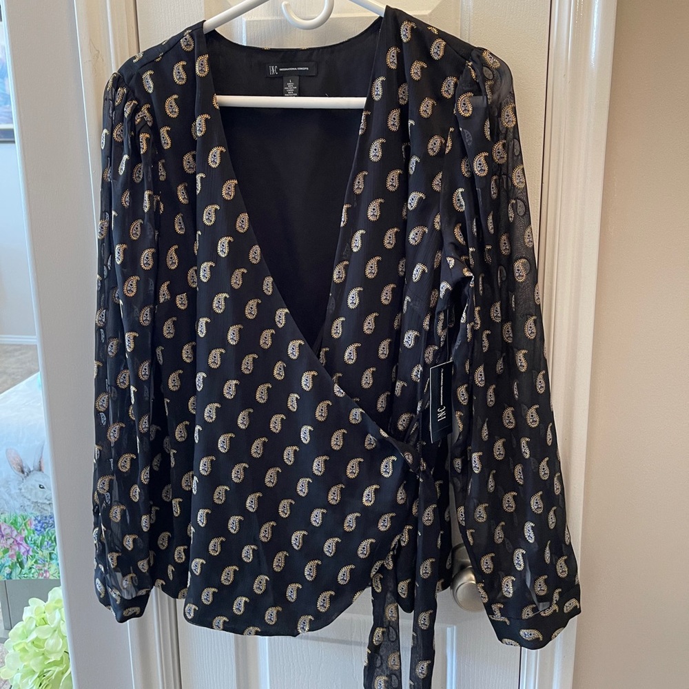 NWT INC Wrap long sleeve blouse. Size L.